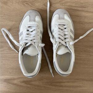 adidas Sambas OG Shoes (White Granite, W5.5)